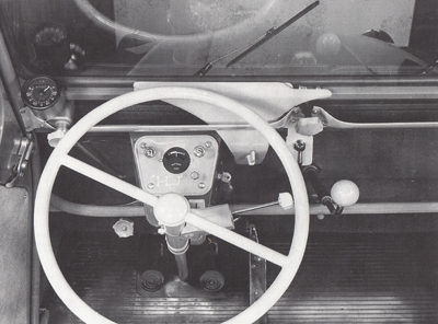 French Citro�n 2CV AZL dash